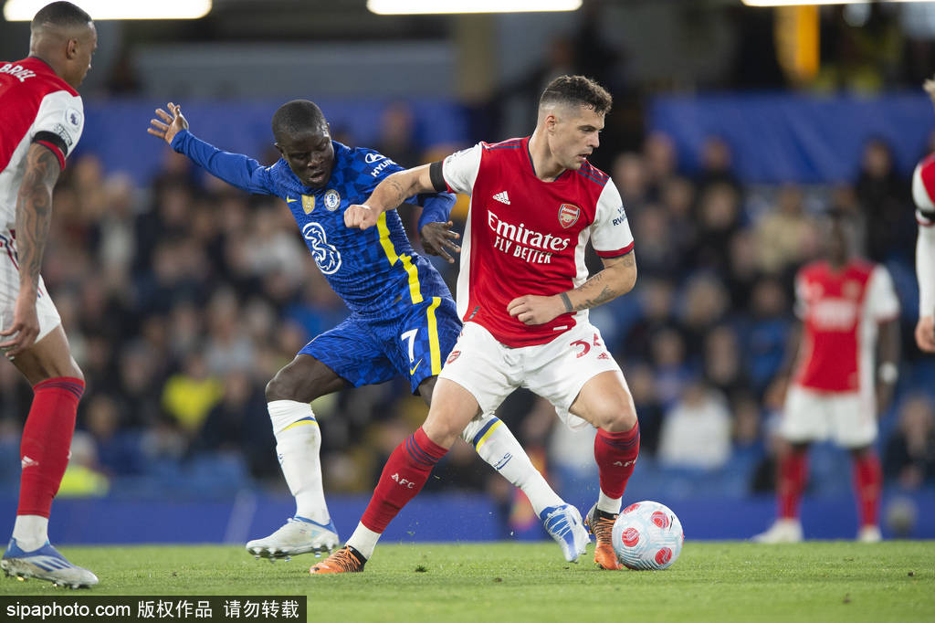 风云突变!多特蒙德窗口期迎来里程碑,社区盾版图或变,目标明确,纪律约束更严格(马姆洛迪日落vs多特蒙德) 风云突变!多特蒙德窗口期迎来里程碑,社区盾版图或变,目标明确,纪律约束更严格(马姆洛迪日落vs多特蒙德)