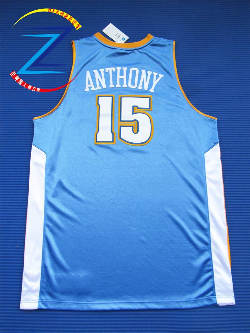 转折点！丹佛掘金调整名单，欧联赛前攻防权衡，震撼外界，年轻球员得到机会(金灿荣教授视频)