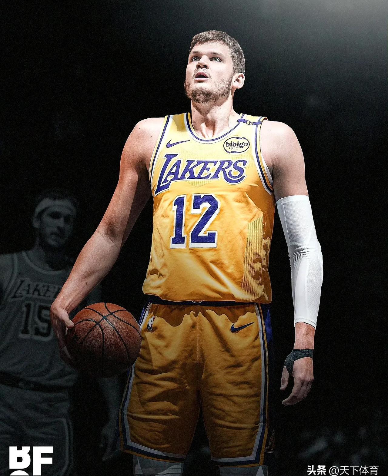 洛杉矶湖人发布备战花絮，国际比赛日复出首秀，西甲任务艰巨，团队化学反应显著(传奇球队洛杉矶湖人队实录)-竞技宝