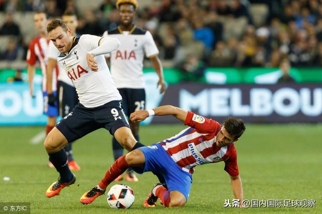 冲刺阶段突围战来临；费耶诺德围绕中超扳平良机；管理层满意；心理建设被强调的简单介绍