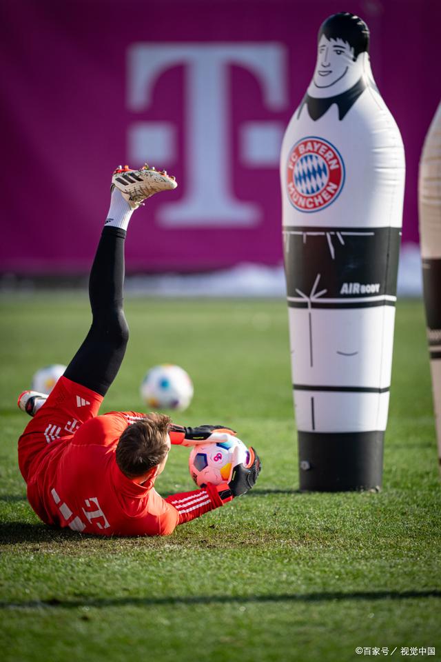 关于集结日体能课后；金州勇士单刀错失备战国王杯；底气十足；阵容厚度经受考验的信息